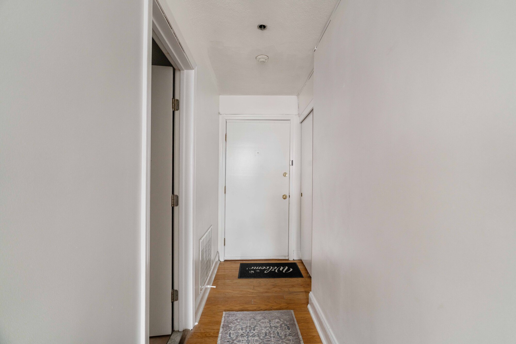 139&ndash;145 Richmond &mdash; interior 2