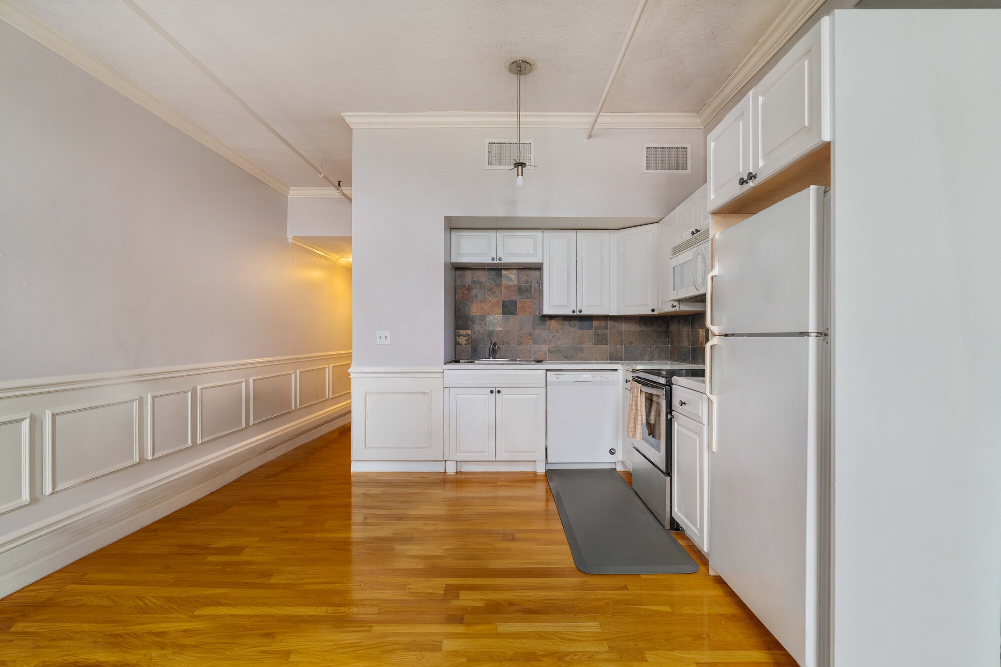 139&ndash;145 Richmond &mdash; interior 6